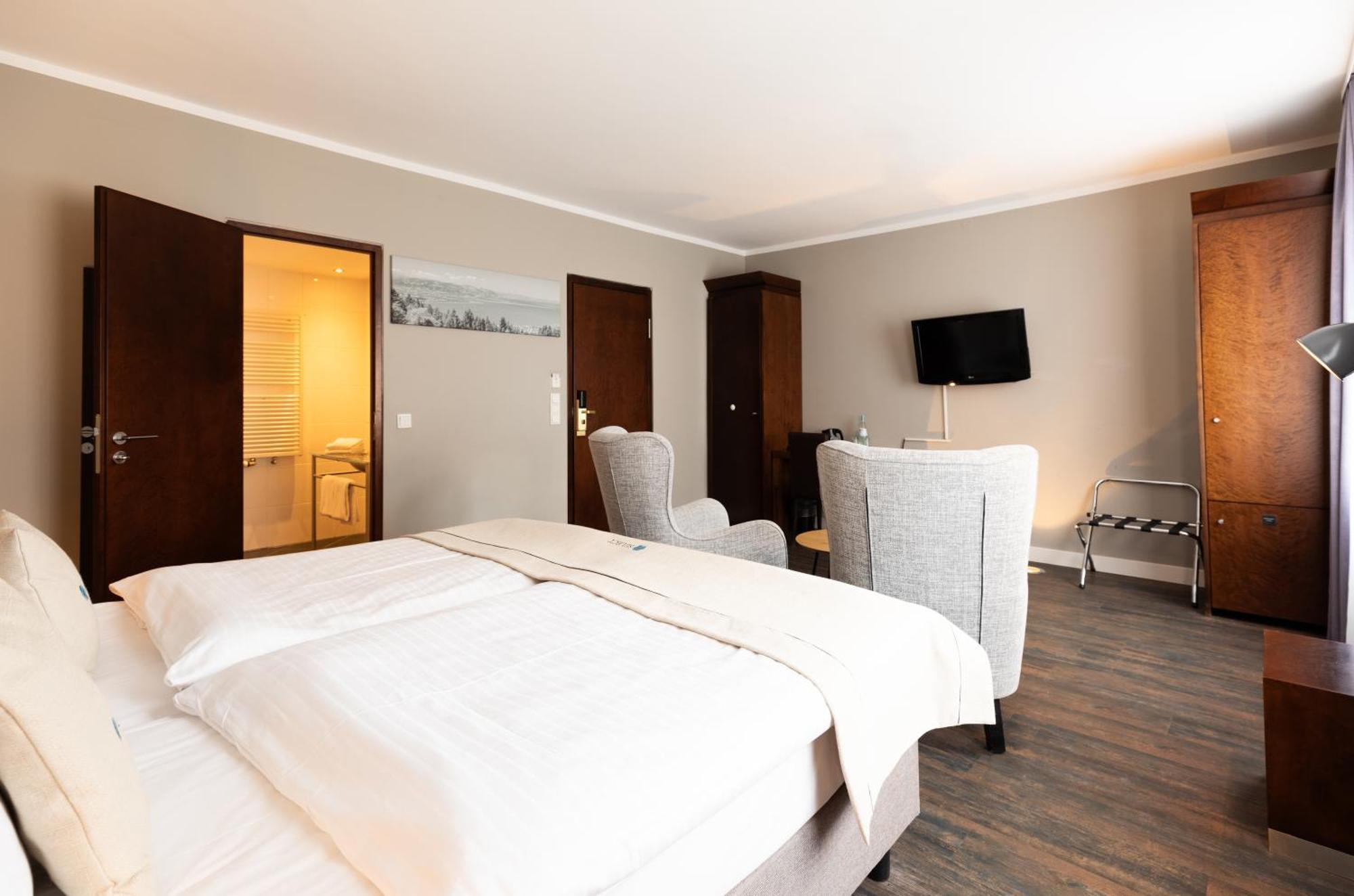 Select Hotel Фридрихсхафен Номер фото
